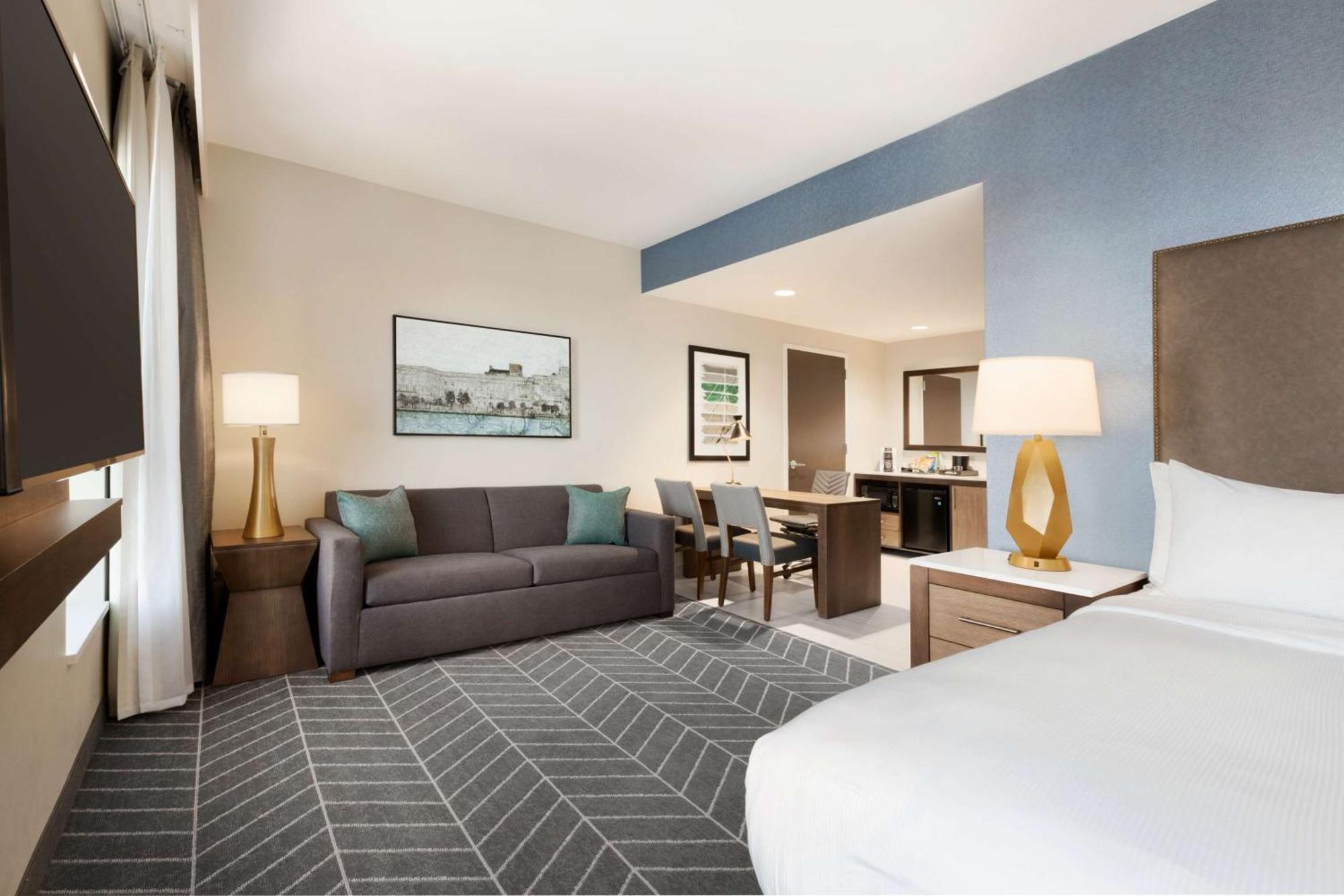 Embassy Suites By Hilton Wilmington Riverfront Bagian luar foto