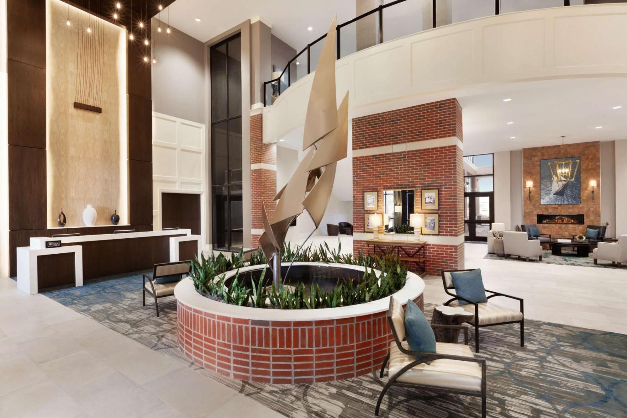 Embassy Suites By Hilton Wilmington Riverfront Bagian luar foto